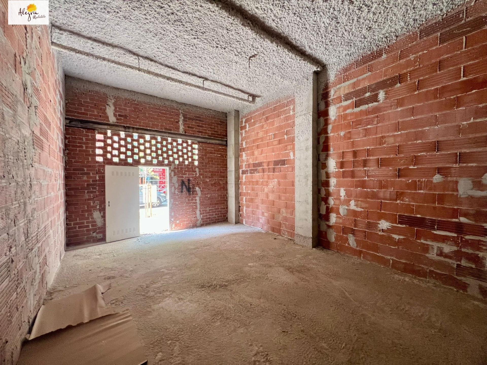 Liikekiinteistö Valencia, Espanja 1 makuuhuone, 44 m2 No. 183021