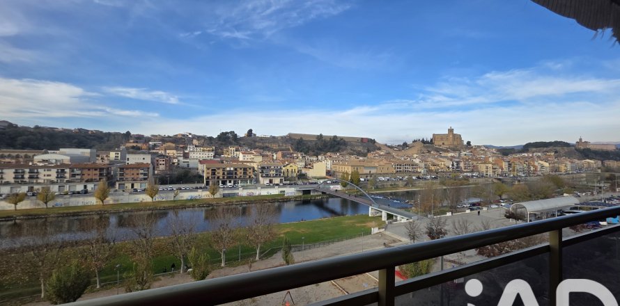 Dúplex en Balaguer, Lérida, España 4 dormitorios, 218 m2 No. 152504