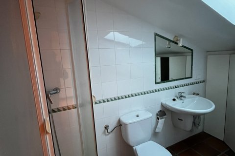 Dom w Girona, Hiszpania 4 sypialnie, 253 mkw. nr 152509 – zdjęcie 23