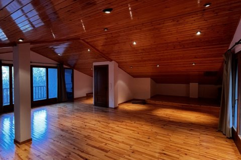 Dom w Girona, Hiszpania 4 sypialnie, 253 mkw. nr 152509 – zdjęcie 20