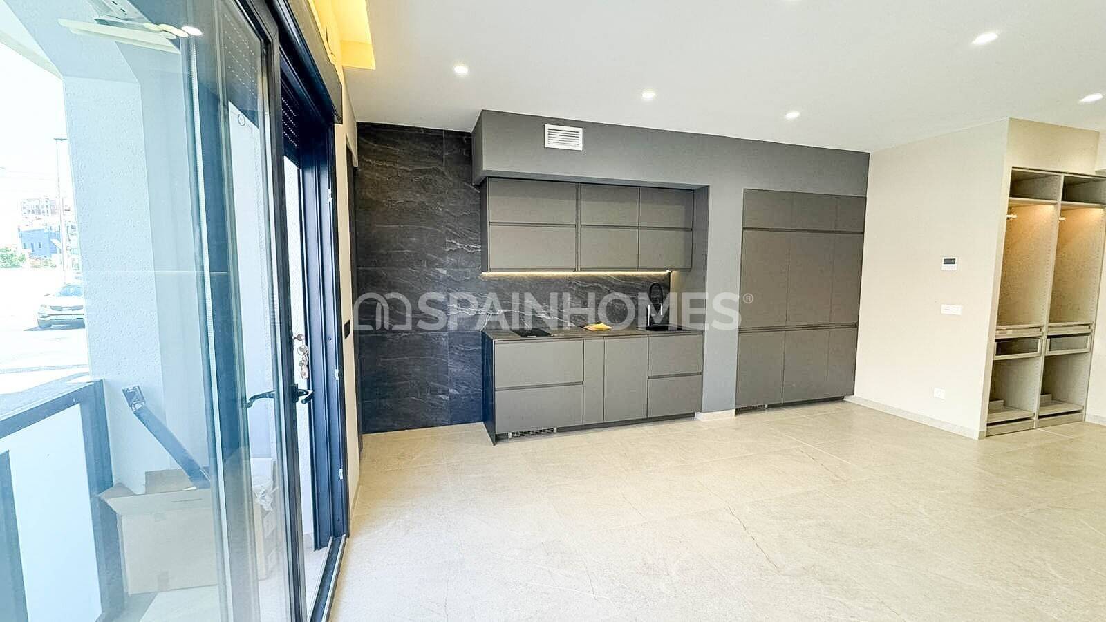 Appartamento a Torrevieja, Alicante, Spagna 1 camera da letto, 43 mq. N° 183651