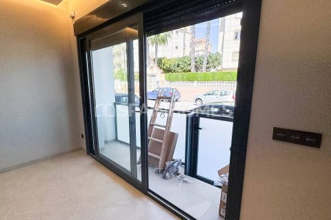 Продажа квартиры в Торревьеха, Аликанте, Испания 1 спальня, 43м2 №183651 - фото 9