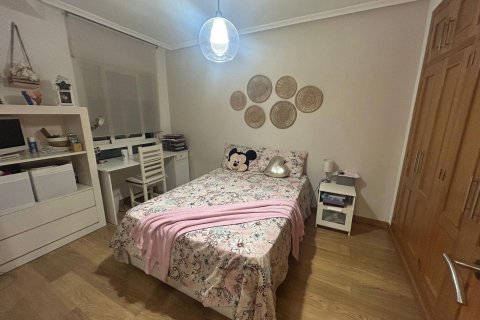 Apartment for sale Torrevieja, Alicante, Spain 4 bedrooms, 167 sq.m. No. 115474 - photo 4