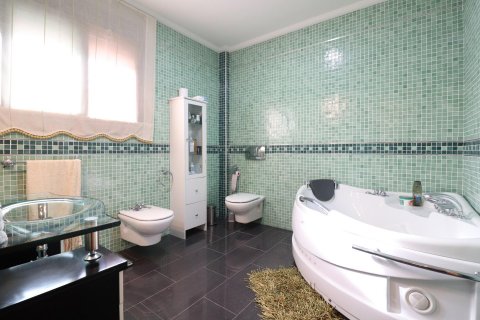 Villa in vendita Orihuela, Alicante, Spagna 4 camere da letto, 315 mq. N° 115470 - foto 12