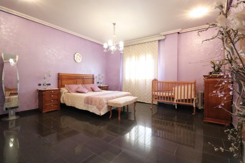 Villa in vendita Orihuela, Alicante, Spagna 4 camere da letto, 315 mq. N° 115470 - foto 8