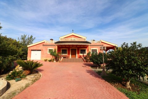 Villa in vendita Orihuela, Alicante, Spagna 4 camere da letto, 315 mq. N° 115470 - foto 1