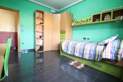 Villa in vendita Orihuela, Alicante, Spagna 4 camere da letto, 315 mq. N° 115470 - foto 13