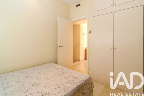 Kaupunkipientalo myytävänä Sitges, Barcelona, Espanja, 5 makuuhuonetta, 201 m2 No. 172789 - kuva 24