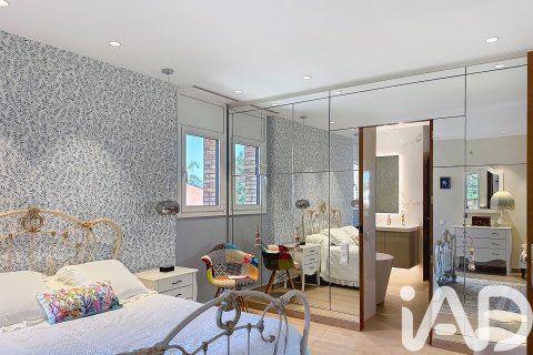 Сasa en venta en Vilanova i la Geltrú, Barcelona, España 6 dormitorios, 685 m2 No. 172788 - foto 16