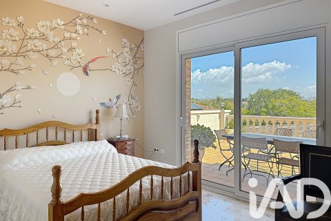 Сasa en venta en Vilanova i la Geltrú, Barcelona, España 6 dormitorios, 685 m2 No. 172788 - foto 12