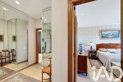 Сasa en venta en Vilanova i la Geltrú, Barcelona, España 6 dormitorios, 685 m2 No. 172788 - foto 14