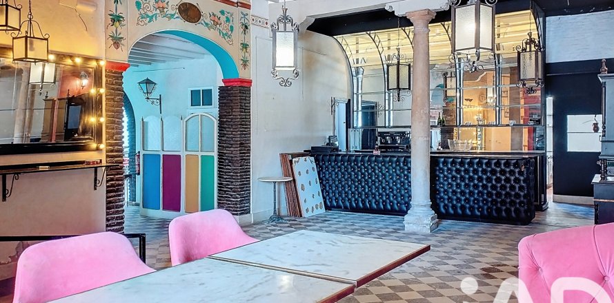 Lokal usługowy w Velez-Malaga, Malaga, Hiszpania 356.96 mkw. nr 172790