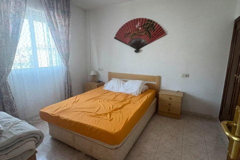 Apartament w Torrevieja, Alicante, Hiszpania 1 sypialnia, 82 mkw. nr 194181 – zdjęcie 8