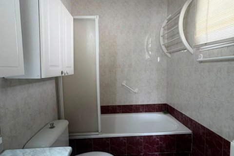 Apartament w Torrevieja, Alicante, Hiszpania 1 sypialnia, 82 mkw. nr 194181 – zdjęcie 13