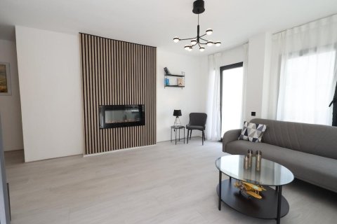 Kattohuoneisto myytävänä Torrevieja, Alicante, Espanja, 3 makuuhuonetta, 128 m2 No. 194183 - kuva 13