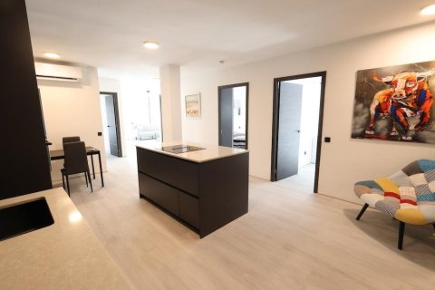 Kattohuoneisto myytävänä Torrevieja, Alicante, Espanja, 3 makuuhuonetta, 128 m2 No. 194183 - kuva 2