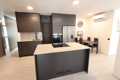 Kattohuoneisto myytävänä Torrevieja, Alicante, Espanja, 3 makuuhuonetta, 128 m2 No. 194183 - kuva 4