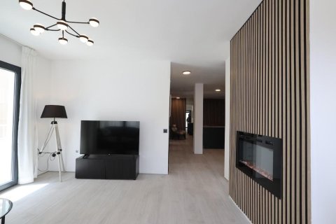 Kattohuoneisto myytävänä Torrevieja, Alicante, Espanja, 3 makuuhuonetta, 128 m2 No. 194183 - kuva 17