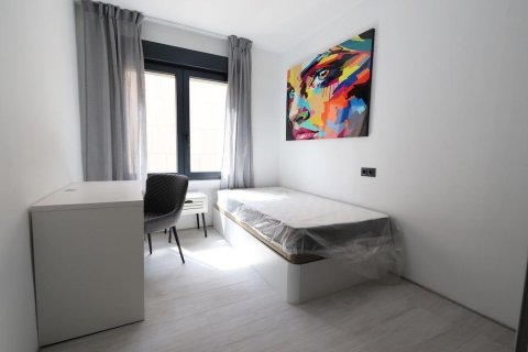 Kattohuoneisto myytävänä Torrevieja, Alicante, Espanja, 3 makuuhuonetta, 128 m2 No. 194183 - kuva 9