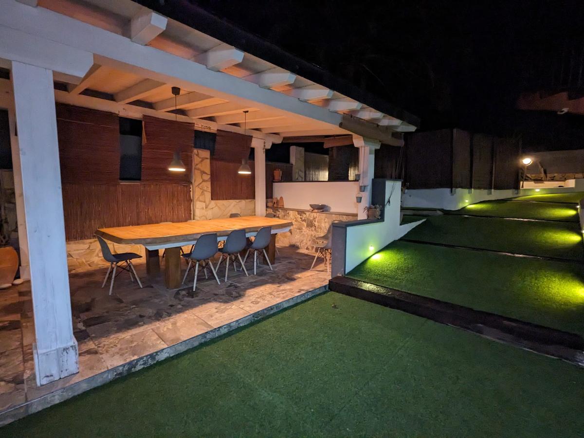 Villa in Calpe, Alicante, Spain 6 bedrooms, 350 sq.m. No. 80279