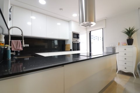 Villa en venta en Benijófar, Alicante, España 3 dormitorios, 103 m2 No. 161053 - foto 8