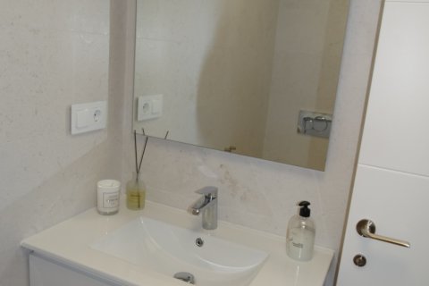 Продажа квартиры в Пилар де ла Орадада, Аликанте, Испания 3 спальни, 80м2 №161054 - фото 11