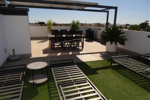 Продажа квартиры в Пилар де ла Орадада, Аликанте, Испания 3 спальни, 80м2 №161054 - фото 4