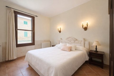 Radhus för uthyrning i Sa Pobla, Mallorca, Spanien 3 sovrum, 224 kvm. Nr. 161050 - foto 11