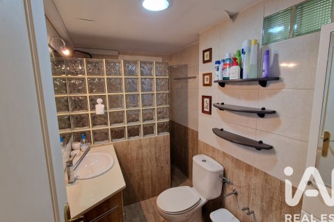 Apartment for sale in Alicante, Spain 2 bedrooms, 108 sq.m. No. 172694 - photo 16