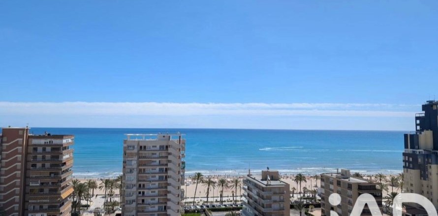 Apartment in Alicante, Spain 2 bedrooms, 108 sq.m. No. 172694