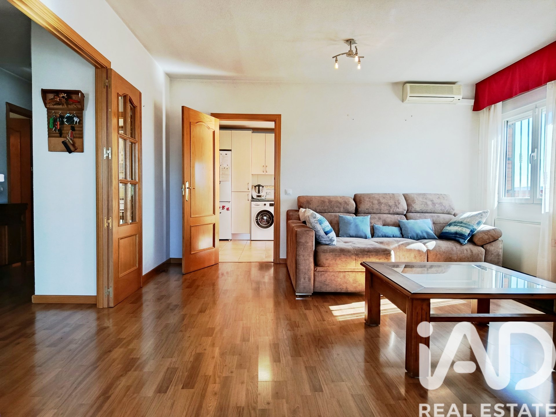 Casa a Meco, Madrid, Spagna 4 camere da letto, 252 mq. N° 172697