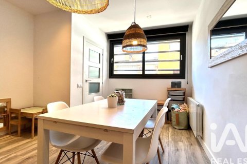 Villetta a schiera in vendita a Sabadell, Barcelona, Spagna 3 camere da letto, 125 mq. N° 172696 - foto 6