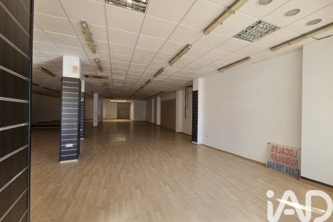 Commercial property for sale in Sant Carles De La Rapita, Tarragona, Spain 371 sq.m. No. 172698 - photo 4