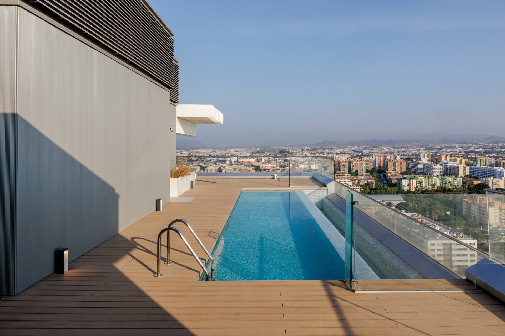 Apartamento en Málaga, España 4 dormitorios, 326 m2 No. 193088