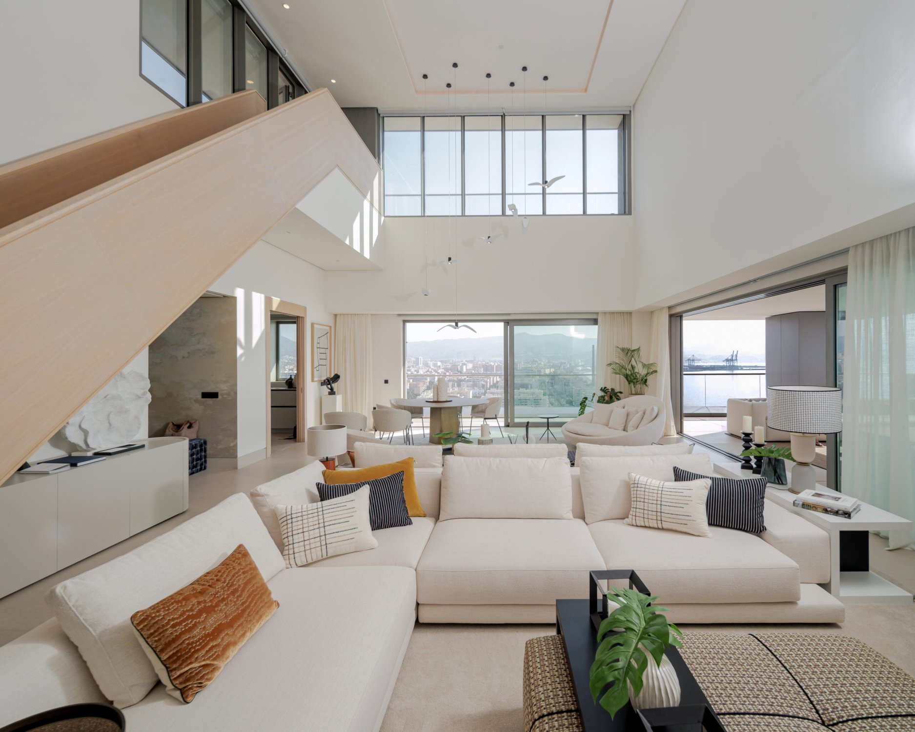 Apartamento en Málaga, España 4 dormitorios, 326 m2 No. 193088