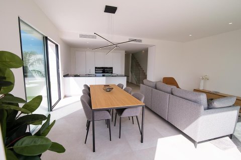 Villa for sale in Alicante, Spain 3 bedrooms, 100 sq.m. No. 160628 - photo 4