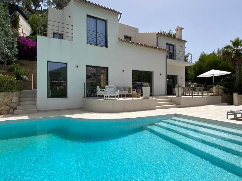 Villa i Port D'andratx, Mallorca, Spanien 4 sovrum, 200 kvm. Nr. 108966