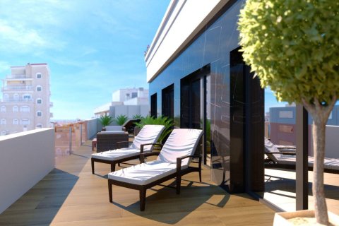 Penthäuser zum Verkauf in Torrevieja, Alicante, Spanien 2 Schlafzimmer, Nr. 167809 - Foto 3