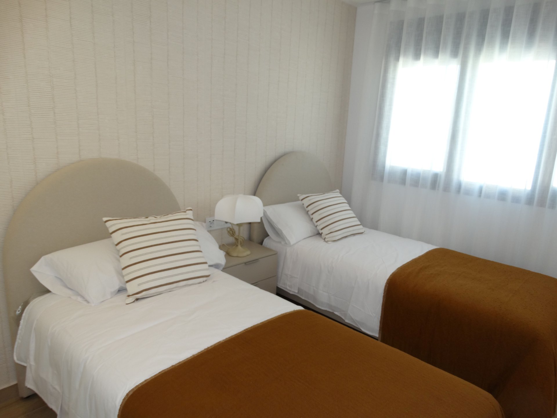 Bungalow in Pilar de la Horadada, Alicante, Spain 2 bedrooms,  No. 167806