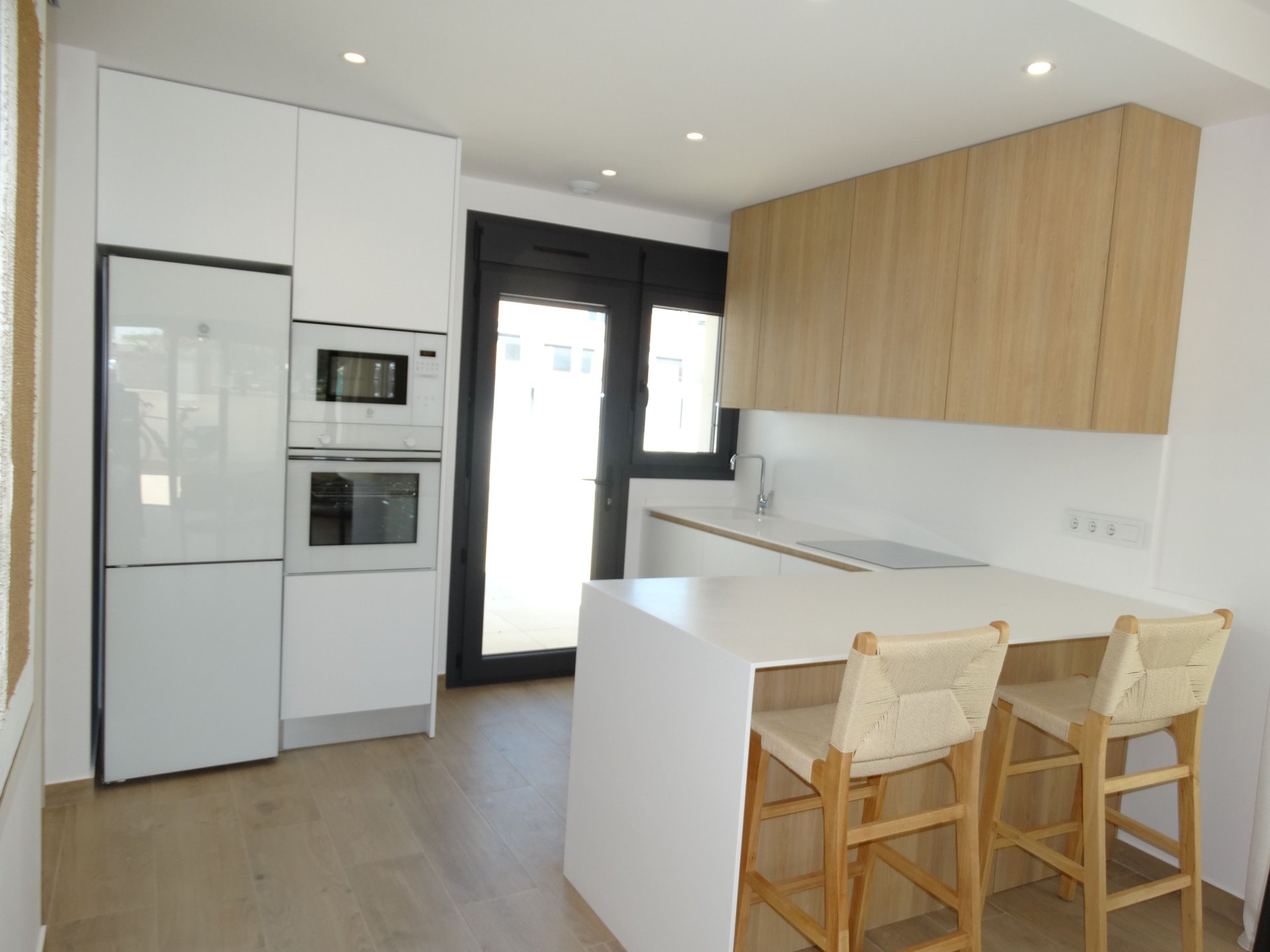 Bungalow in Pilar de la Horadada, Alicante, Spain 2 bedrooms,  No. 167806