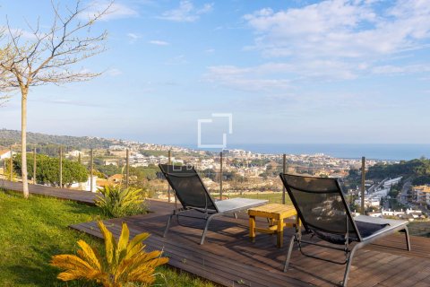 Villa for sale in Alella, Barcelona, Spain 4 bedrooms, 303 sq.m. No. 150653 - photo 24