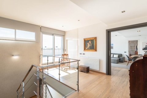 Villa for sale in Sant Cugat Del Valles, Barcelona, Spain 5 bedrooms, 532 sq.m. No. 150654 - photo 15