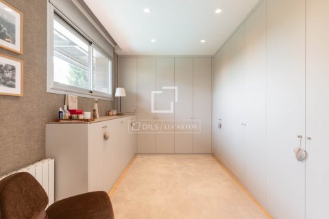 Villa for sale in Sant Cugat Del Valles, Barcelona, Spain 5 bedrooms, 532 sq.m. No. 150654 - photo 18