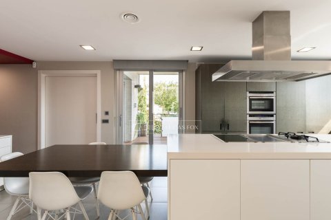 Villa for sale in Sant Cugat Del Valles, Barcelona, Spain 5 bedrooms, 532 sq.m. No. 150654 - photo 11