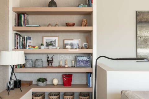 Villa for sale in Sant Cugat Del Valles, Barcelona, Spain 5 bedrooms, 532 sq.m. No. 150654 - photo 9