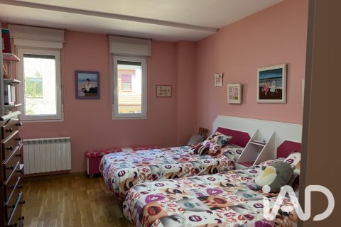 Townhouse zum Verkauf in Valverde de la Virgen, Leon, Spanien 5 Schlafzimmer, 250 m2 Nr. 196597 - Foto 20