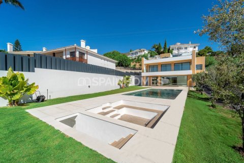 Villa for sale in Benalmadena, Malaga, Spain 5 bedrooms, 367 sq.m. No. 139741 - photo 4