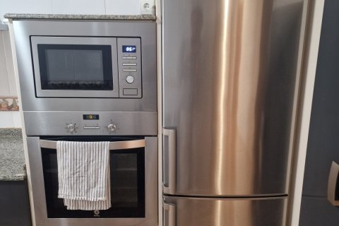 Huoneisto vuokrattavana Leon, Espanja, 3 makuuhuonetta, 79 m2 No. 192104 - kuva 13