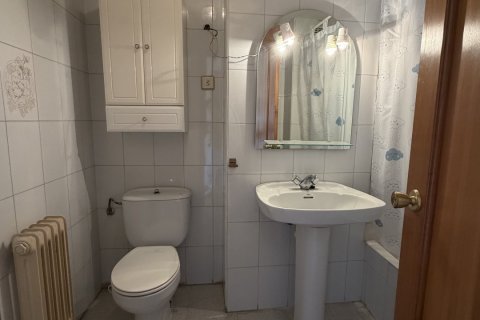 Dzīvoklis īrēšanai Leon, Spānijā 3 istabas, 120 m2 Nr. 192108 - attēls 7