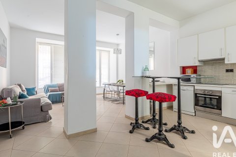 Dzīvoklis īrēšanai Madrid, Spānijā 2 istabas, 91 m2 Nr. 192109 - attēls 6